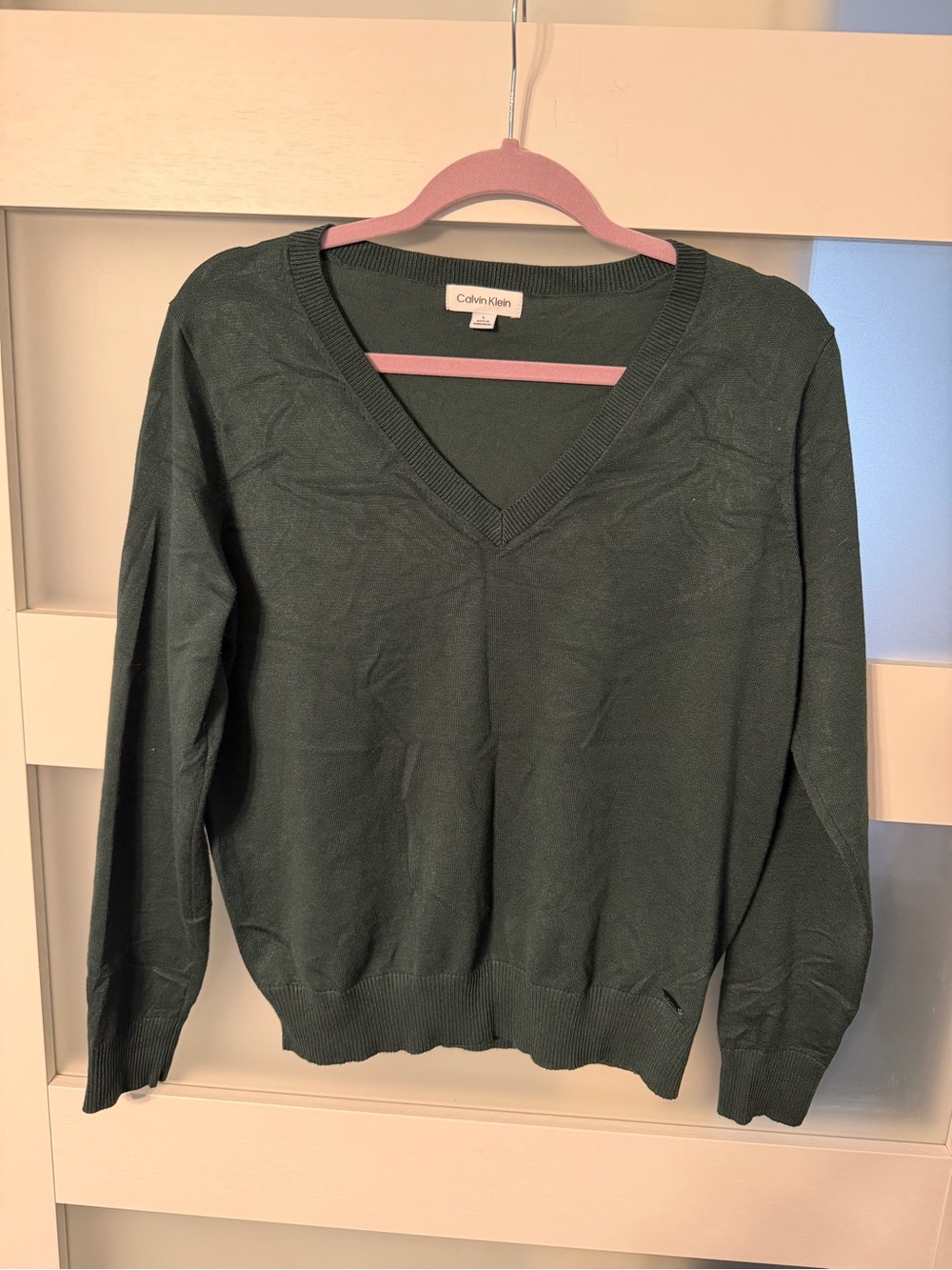 Calvin Klein Women's Forest Green V-Neck Sweater